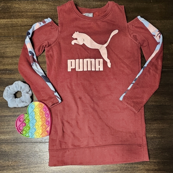 PUMA 》Girls burgundy Cold Shoulder sweater - Picture 1 of 5